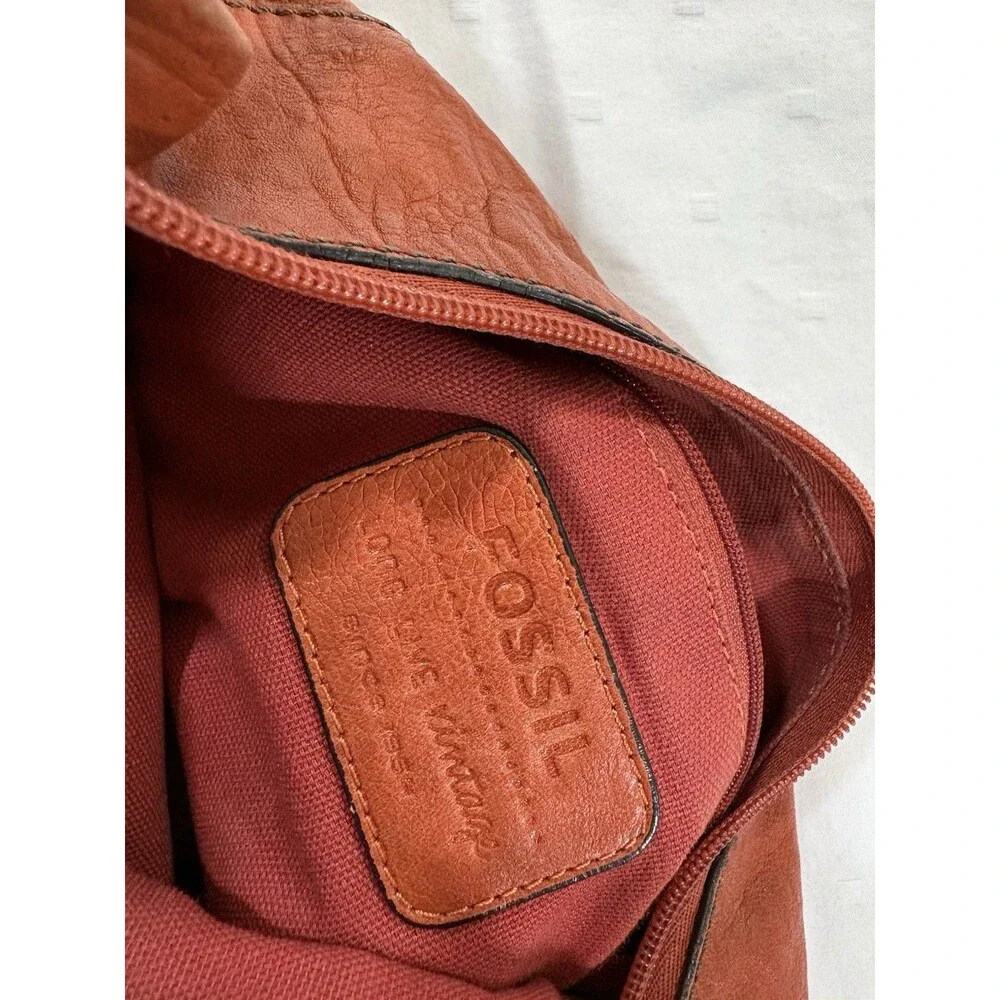 Authentic Vintage Fossil Long Live Vintage Orange Leather Hobo Bag ZB4407
